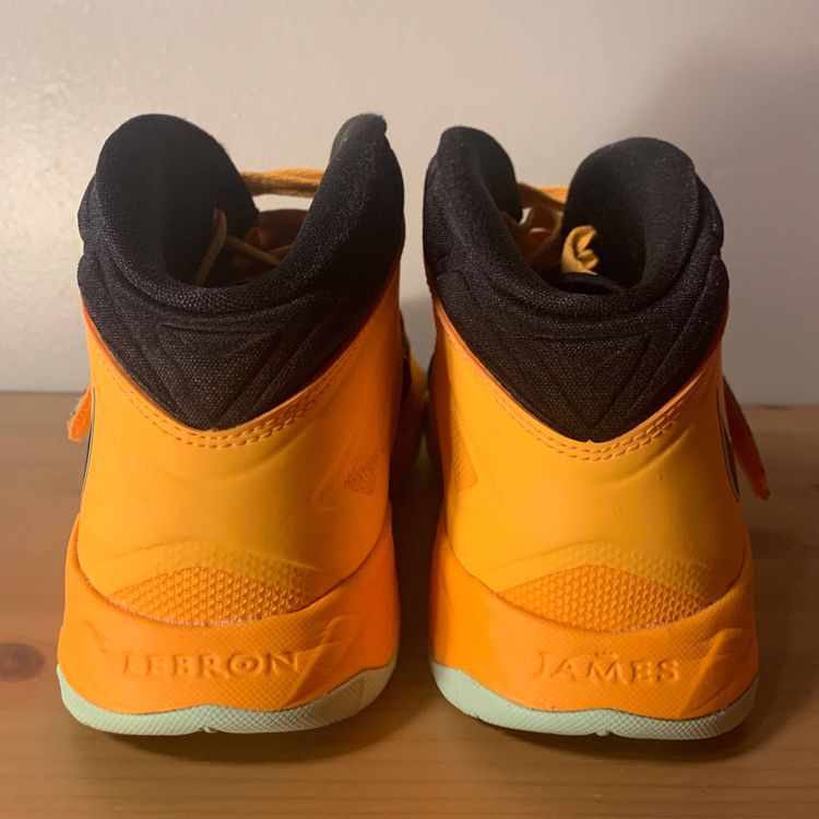 Lebron Soldier 7 Pop Art Nike 599264 800 Goat