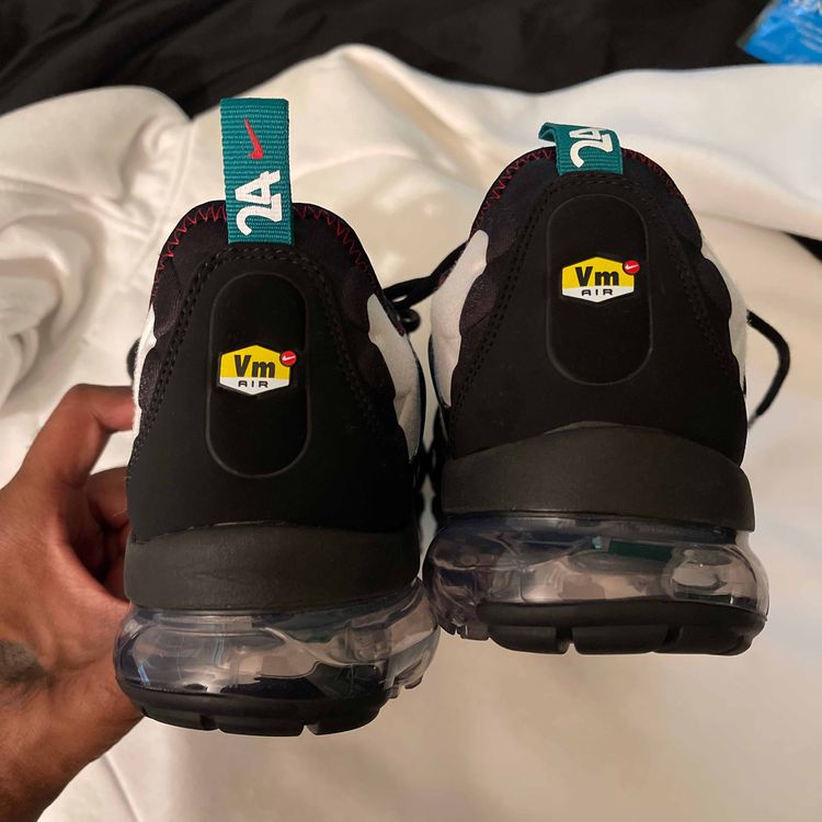 Ken Griffey Jr. x Air VaporMax Plus 'Spider-Man Catch' - Nike - DJ5189 001  | GOAT