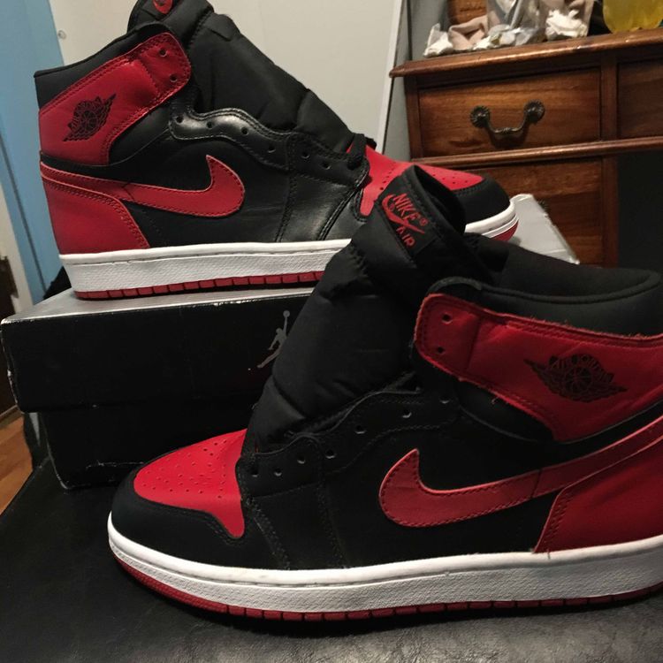 Air Jordan 1 Retro 'Bred' 2001 Air Jordan 136066 061 GOAT