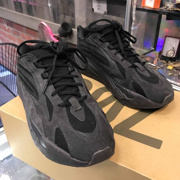 yeezy 700 vanta goat
