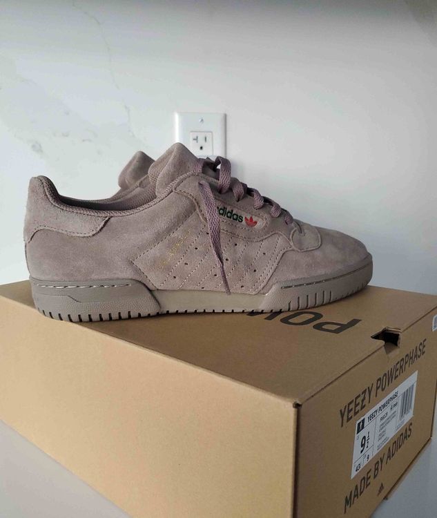 yeezy powerphase goat