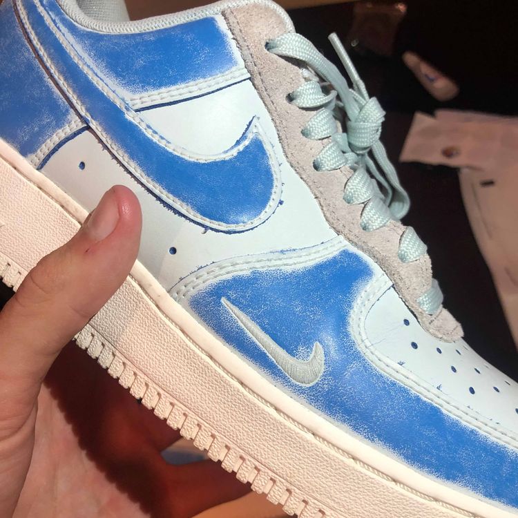 devin booker air force 1s