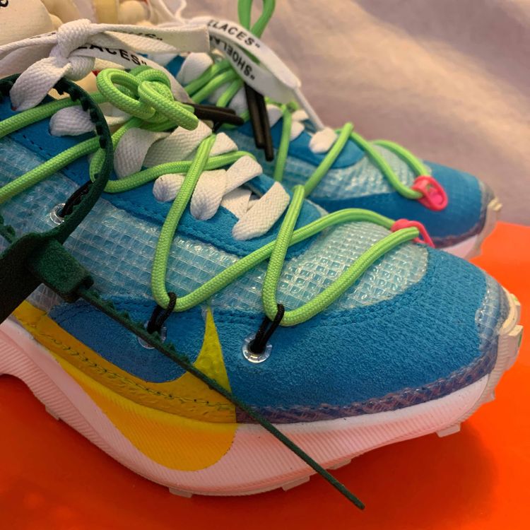 off white nike wmns