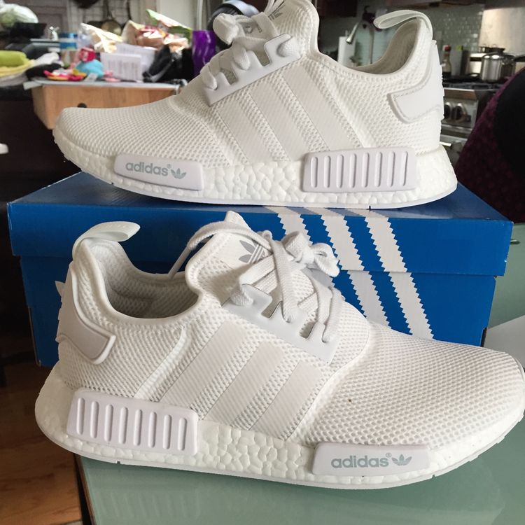 nmd r1 white kids