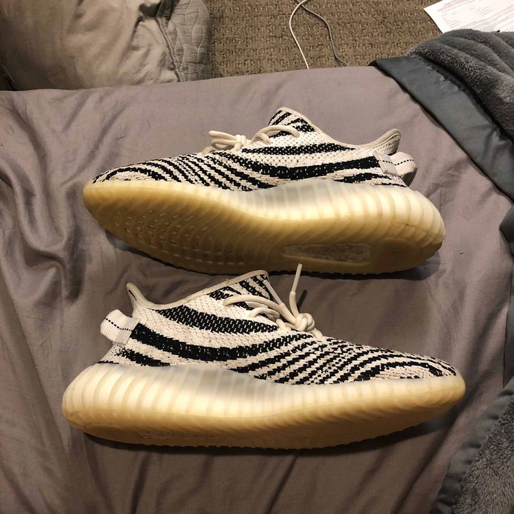 Yeezy Boost 350 V2 'Zebra' - adidas - CP9654 | GOAT