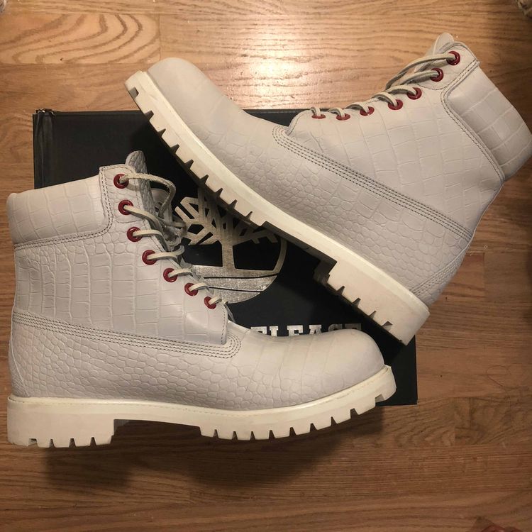 white serpent timberlands