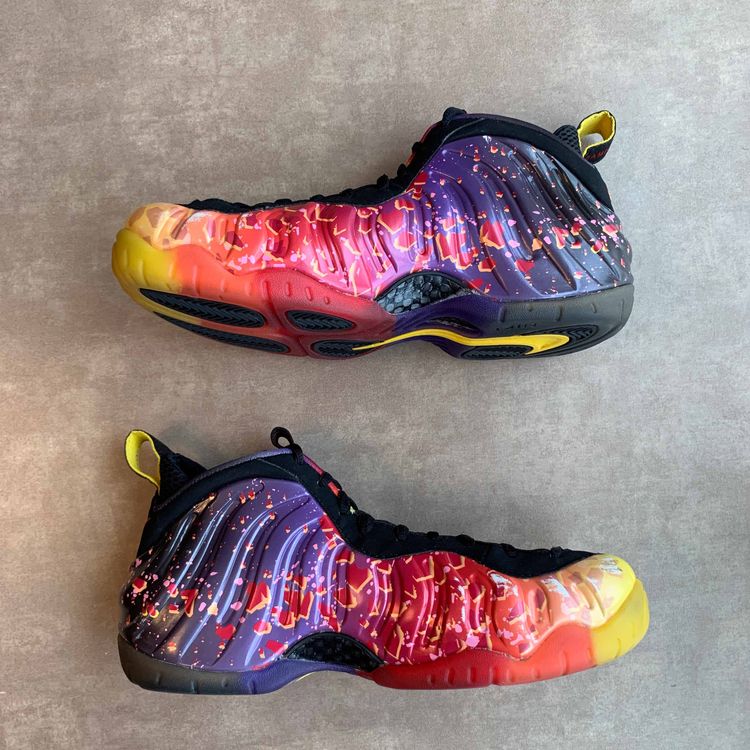 air foamposite pro area 72 asteroid