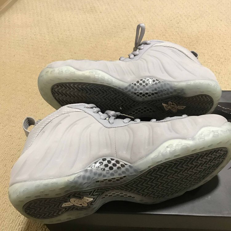 wolf grey gold black foamposites
