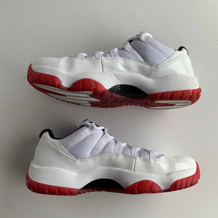 cherry bottom 11s
