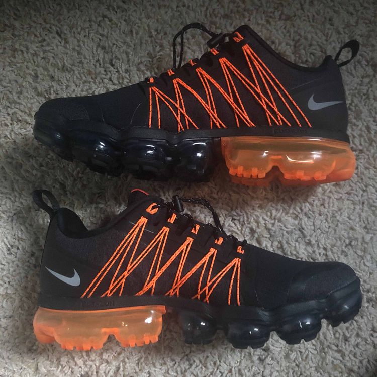 vapormax run utility orange