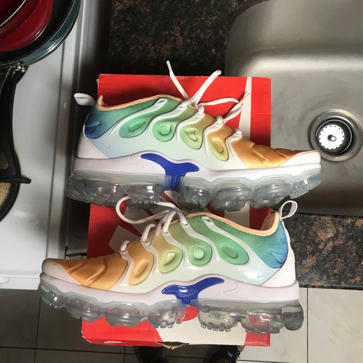 Wmns Air VaporMax Plus 'Rainbow' - Nike - AO4550 100 | GOAT