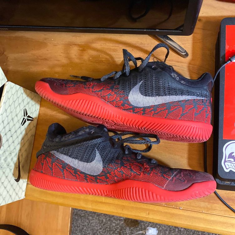 mamba rage black red