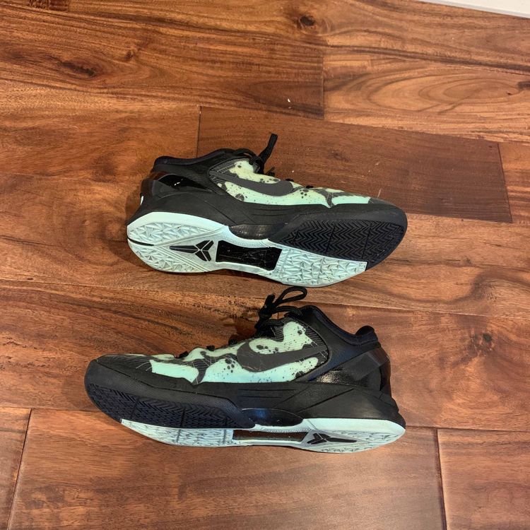 kobe 7 poison frog