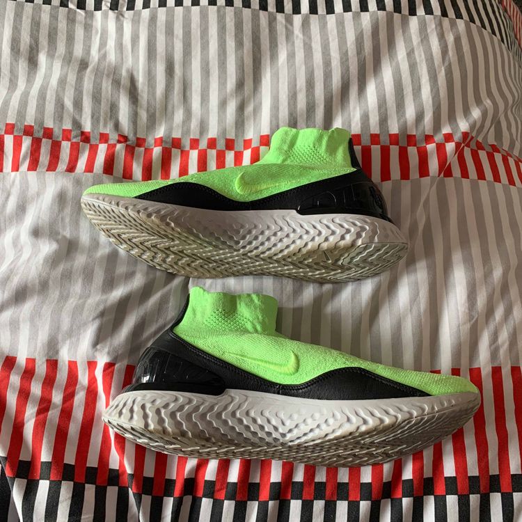 nike rise react flyknit lime blast