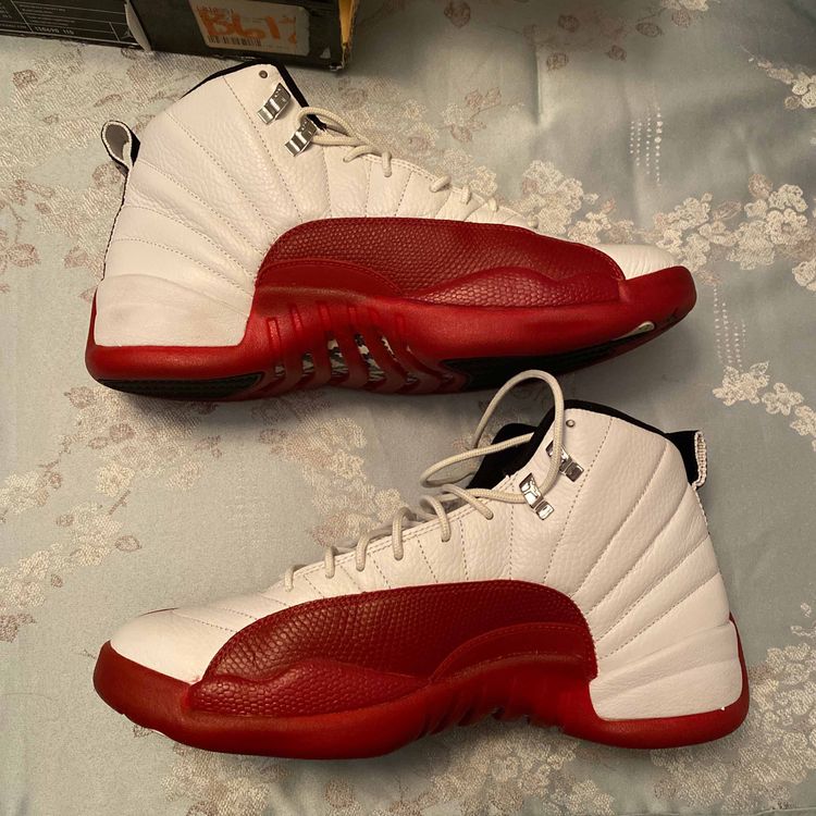 Air Jordan 12 Retro 'Cherry' 2009 Air Jordan 130690 110 GOAT