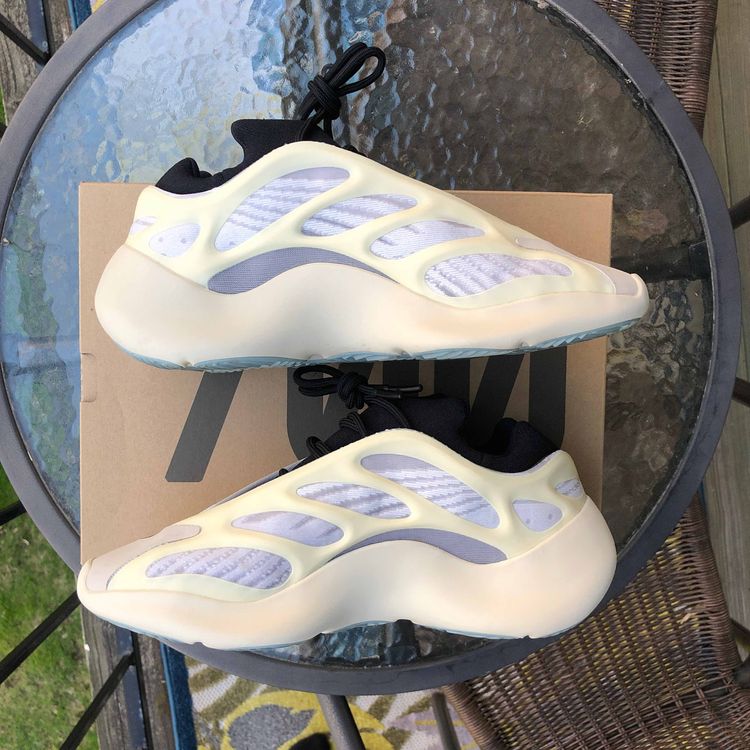 yeezy 700 v3 azael goat