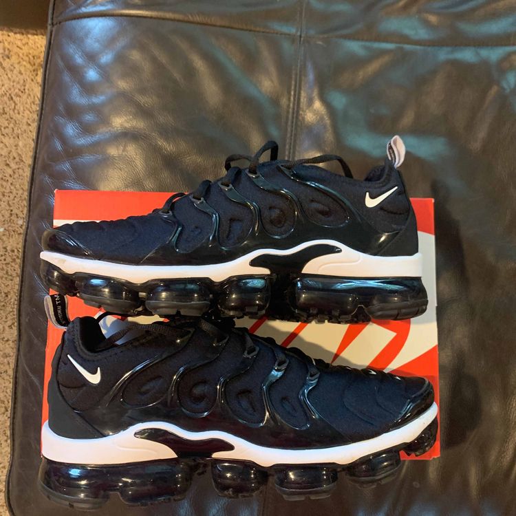 vapormax overbranding