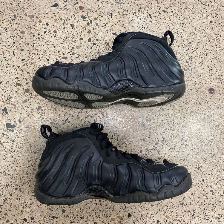 foamposite dark grey