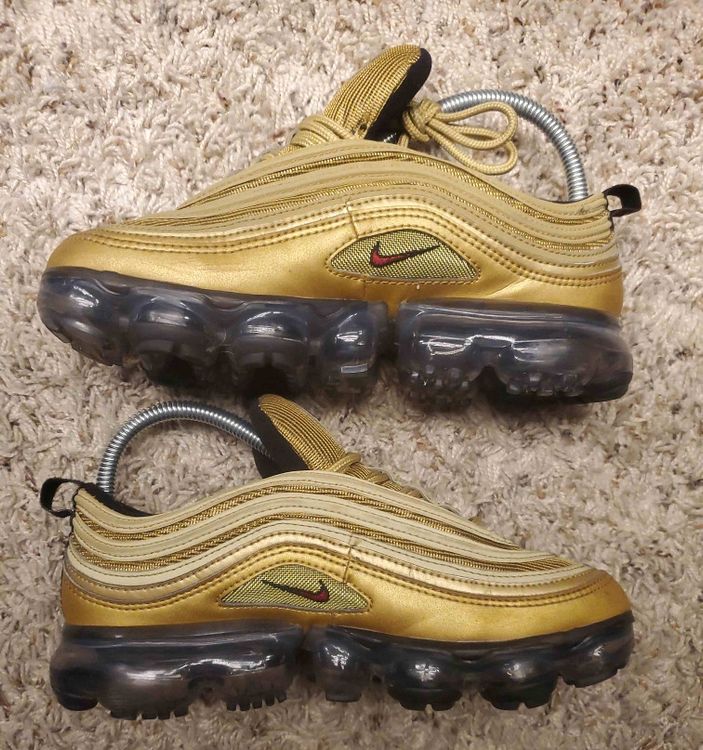 gold 97 vapormax