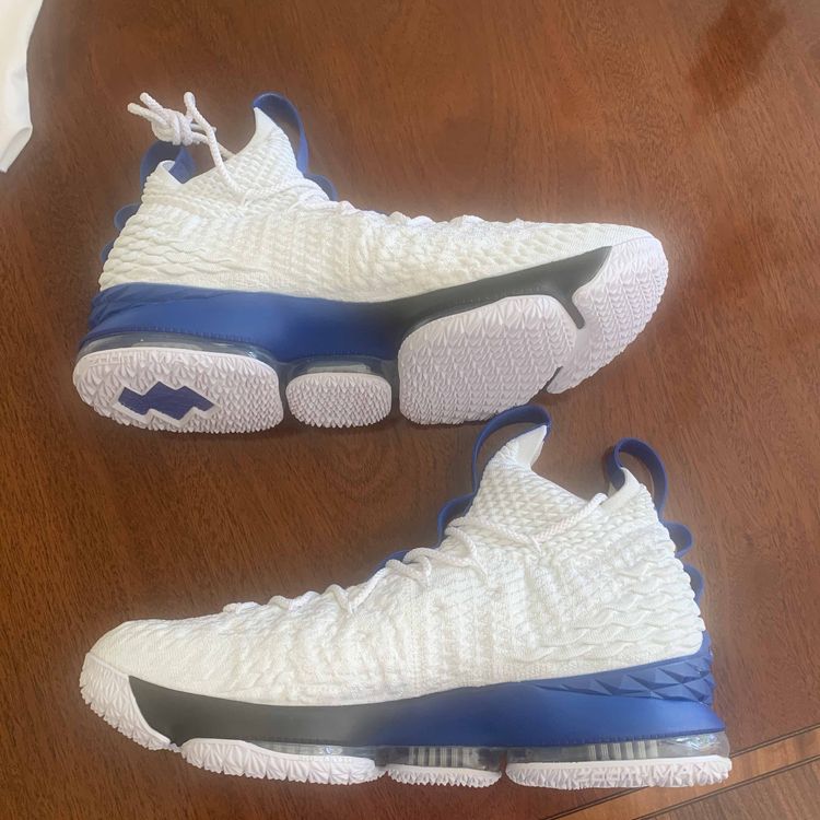 duke lebron 16