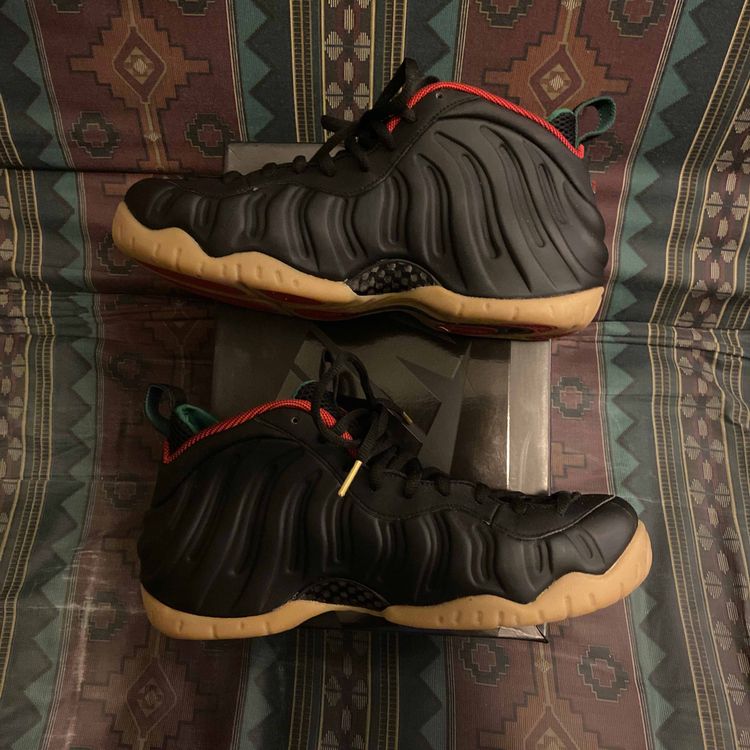 nike gucci foams