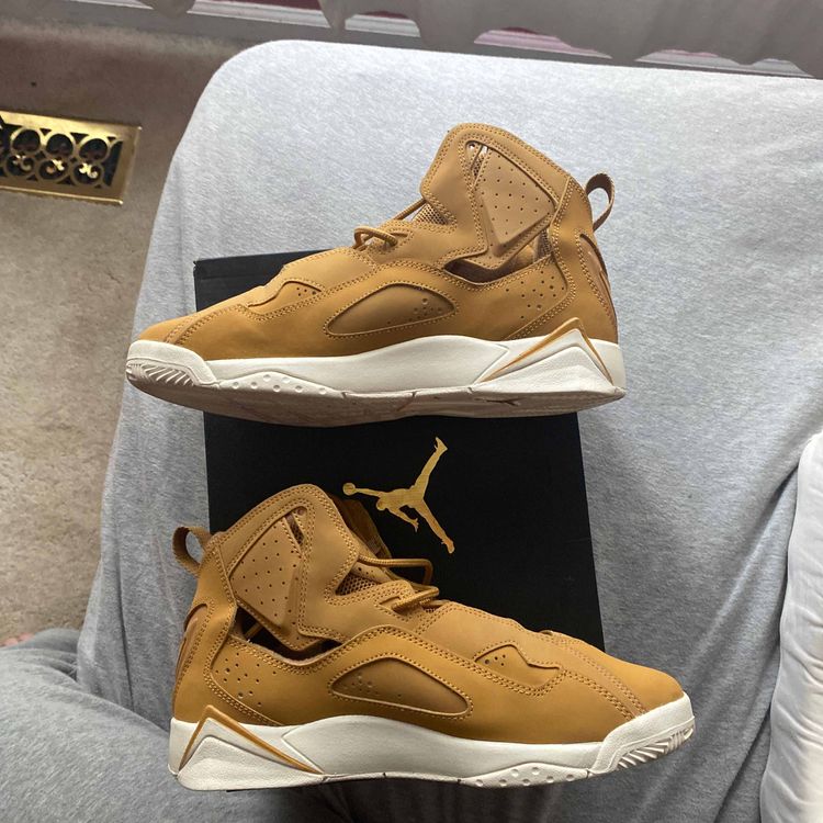 jordan true flight golden harvest