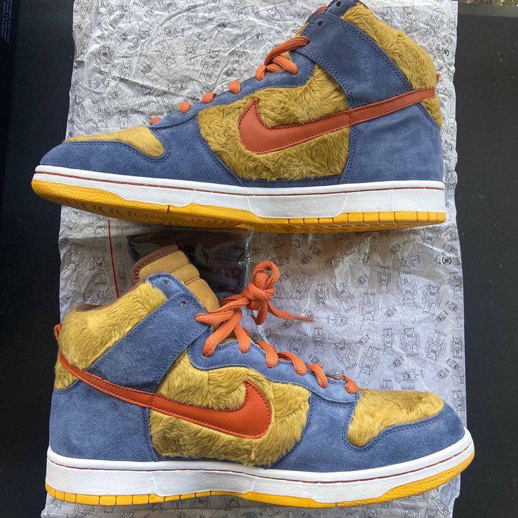 three bears dunks