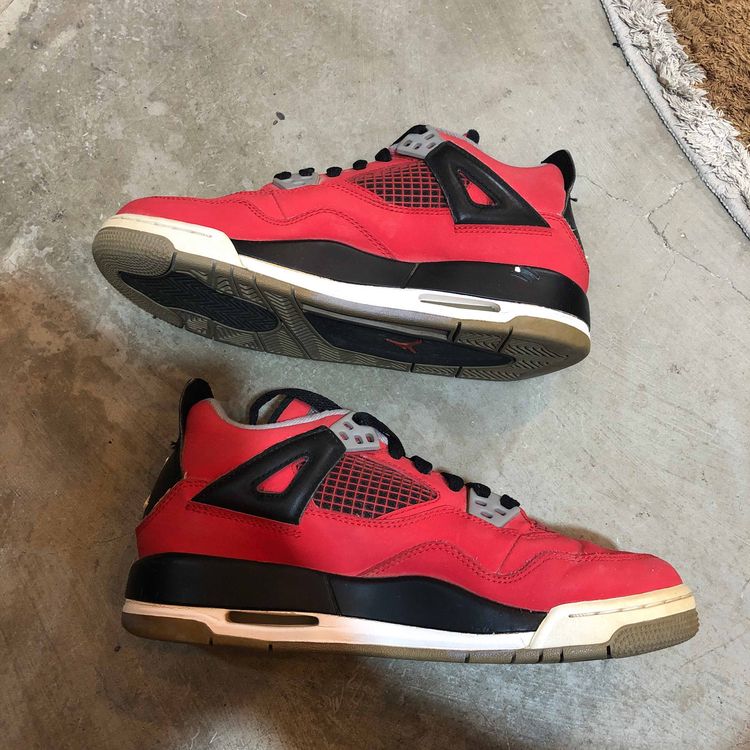 nike air versatile price