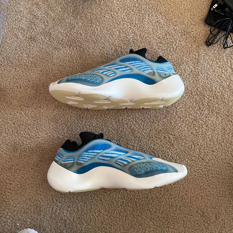 yeezy 700 v3 arzareth goat