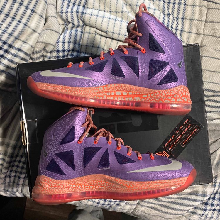 lebron 10 extraterrestrial