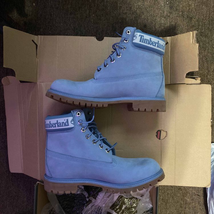 light blue timbs
