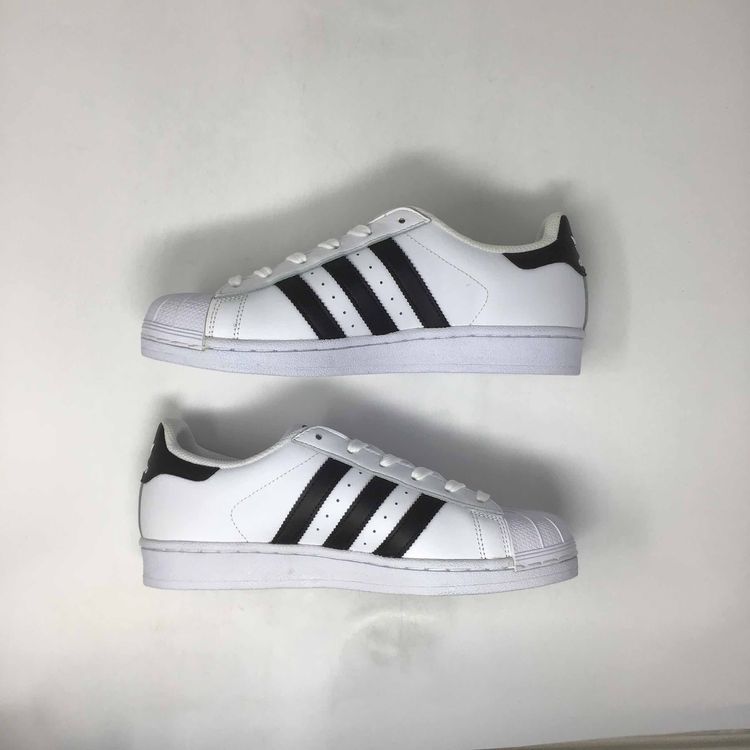 adidas Originals Superstar W ftwwht / cblack / ftwwht (C77153) – Queens 💚