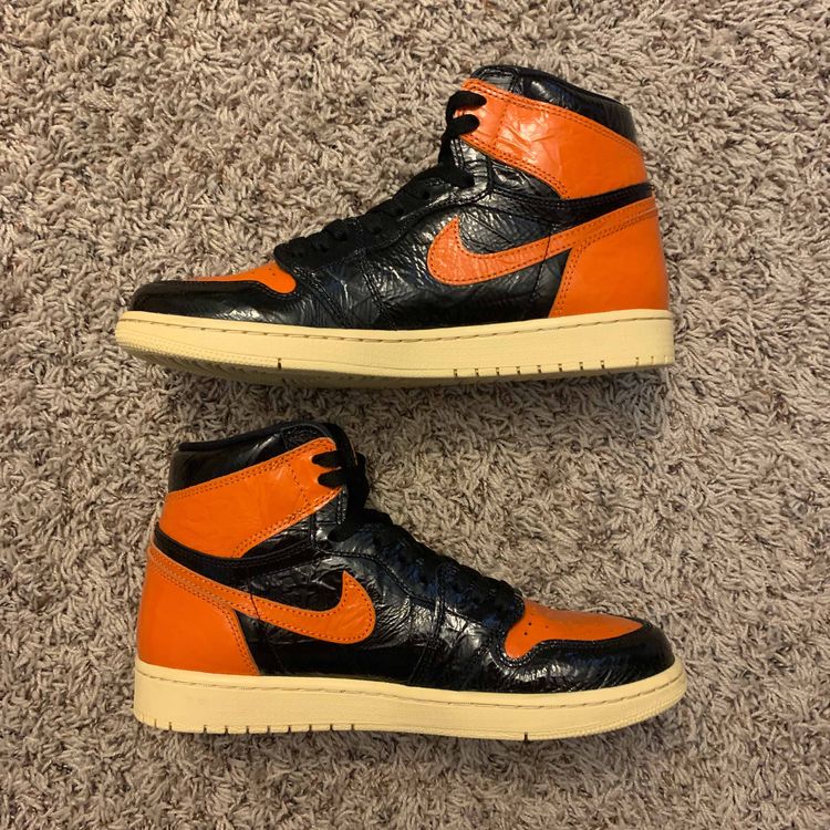 Goat shattered backboard 3.0 Clearance