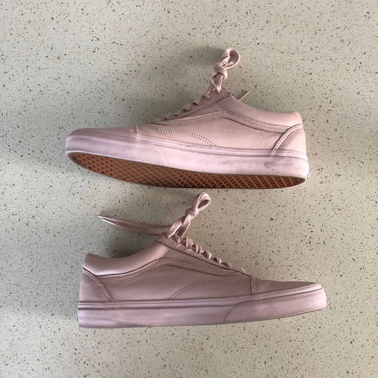 peach vans old school