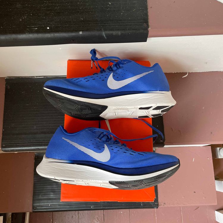 nike zoom fly hyper royal