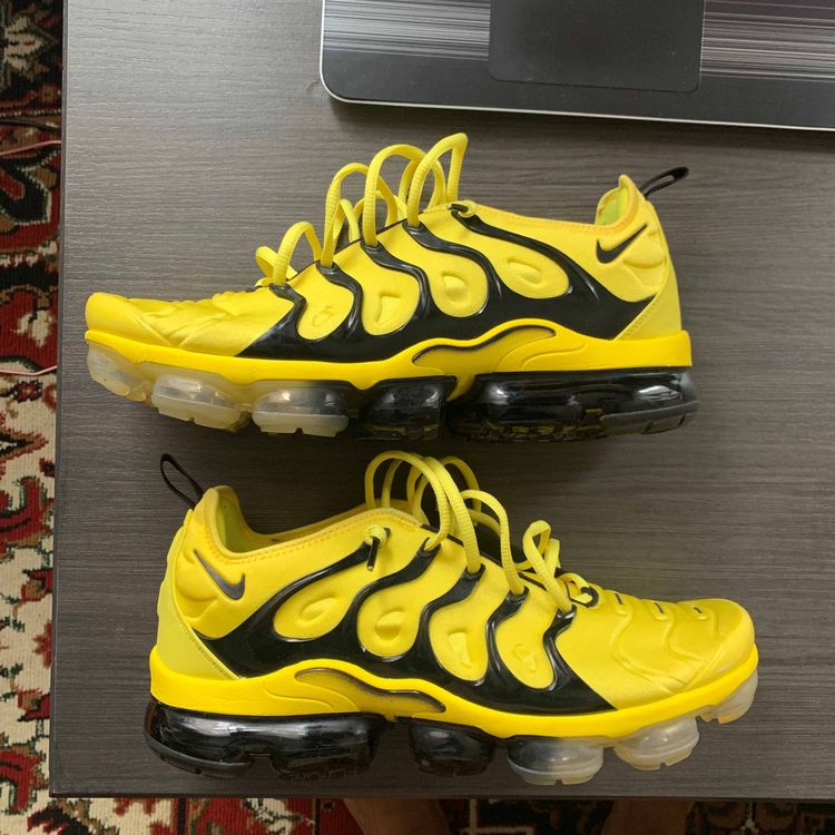 vapormax plus opti yellow