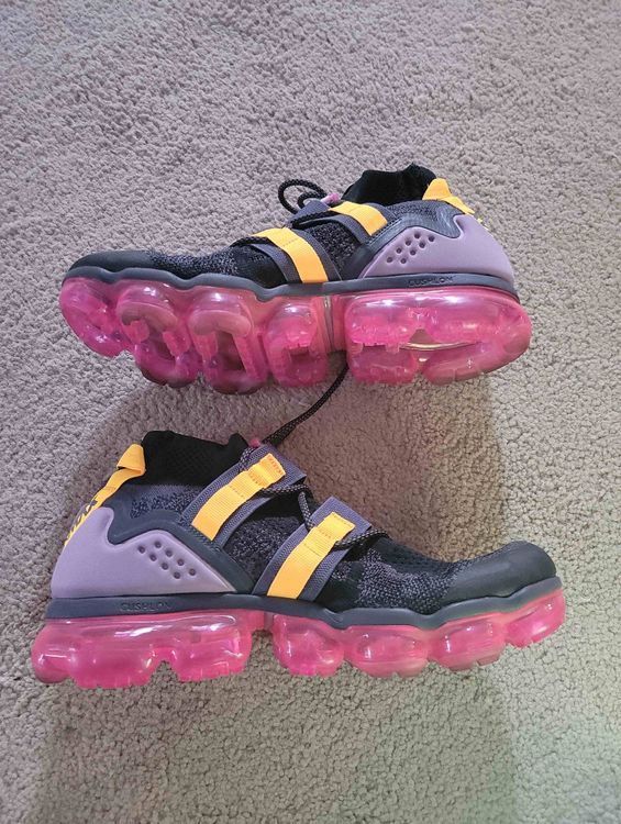 vapormax utility pink blast