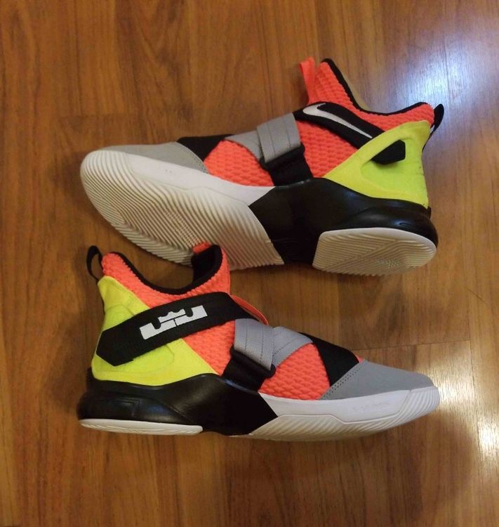 lebron soldier 12 lava
