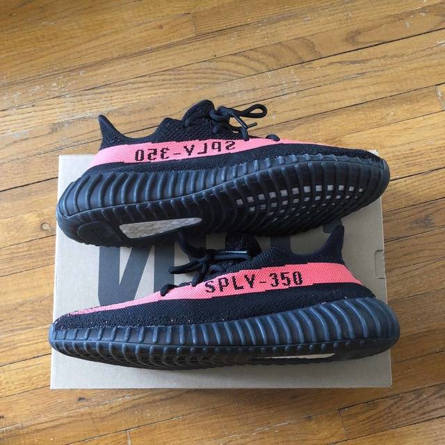 champs yeezy 350 v2 black