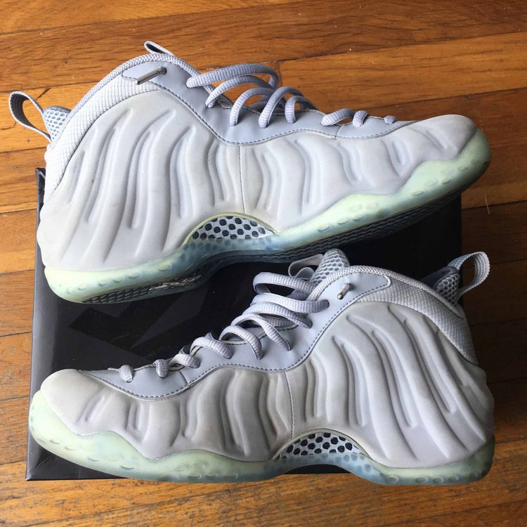 wolf grey gold black foamposites