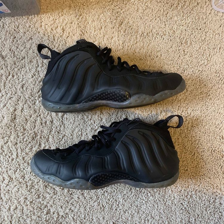 all black foamposites stealth