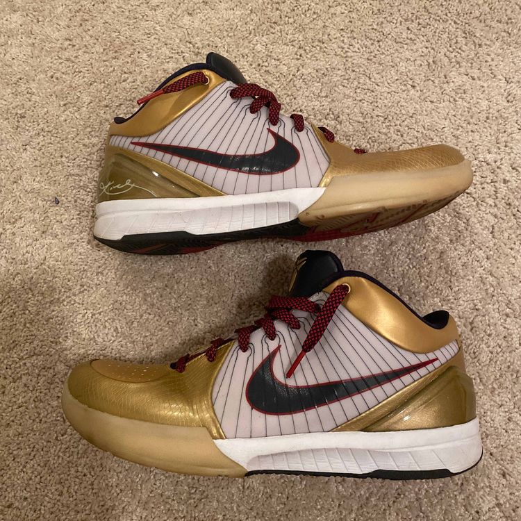 kobe 4 gold