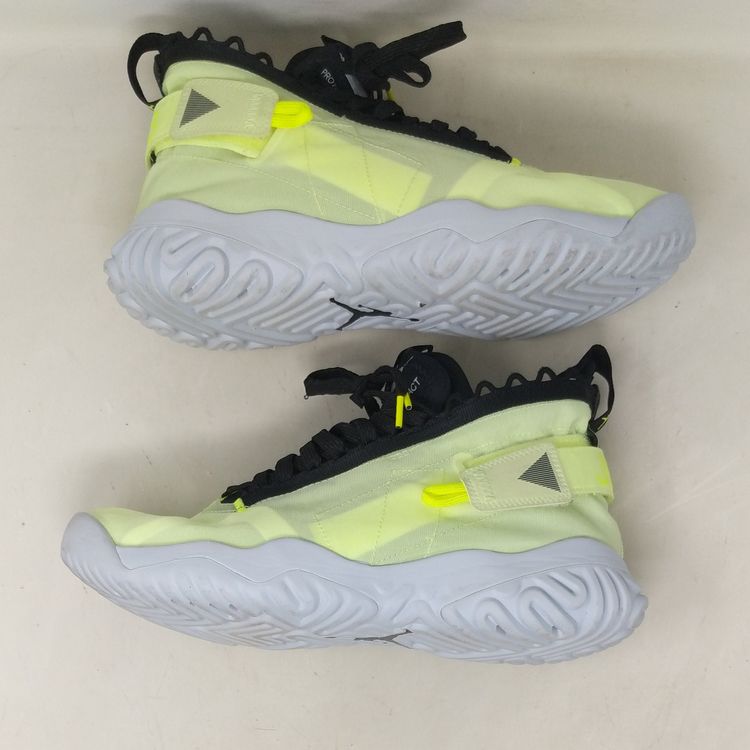 jordan proto react barely volt