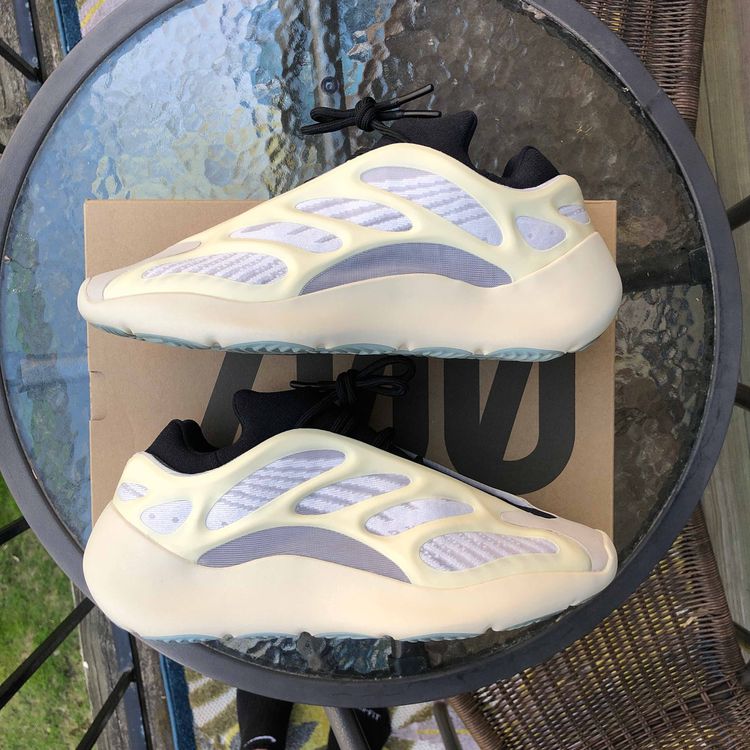 yeezy 700 v3 azael goat