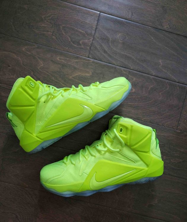 lebron 12 tennis ball