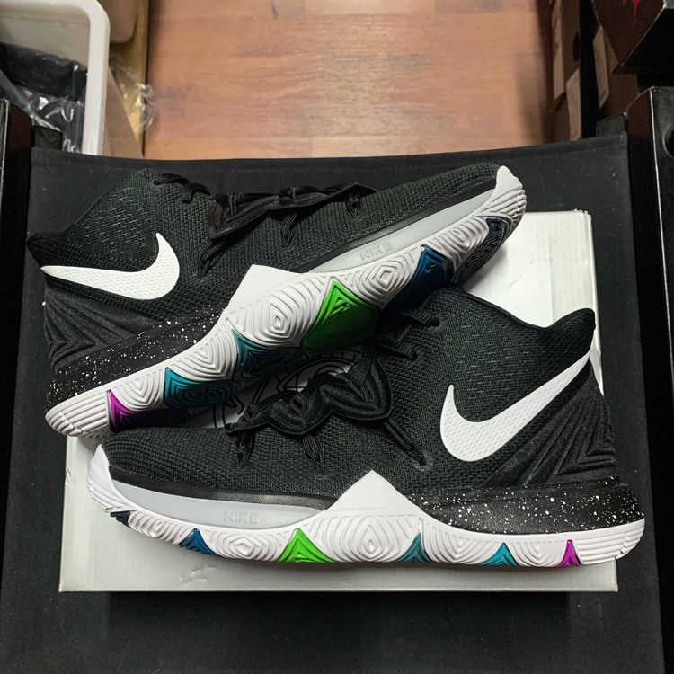 kyrie 5 black magic
