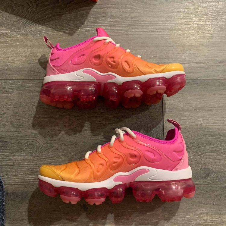 nike vapormax sunset