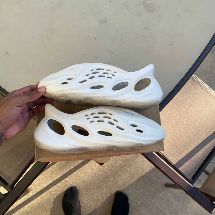 yeezy foam runner goat