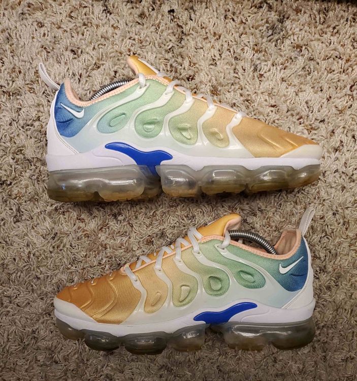 nike vapormax rainbow womens