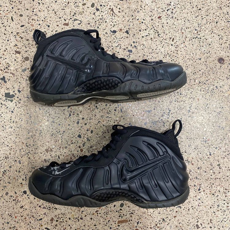 foamposite dark grey